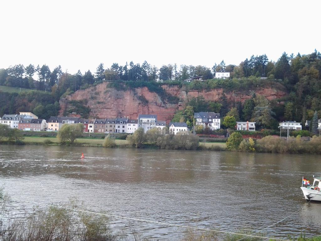 Saar-Mosel-Tal Apartment Konz Exterior photo